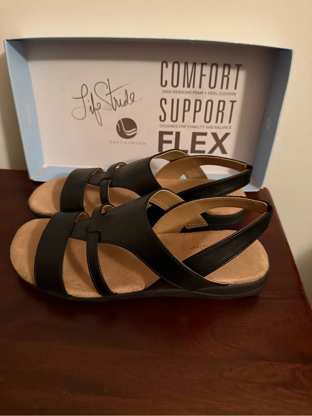 Life Stride Black Strappy Comfort Sandals
